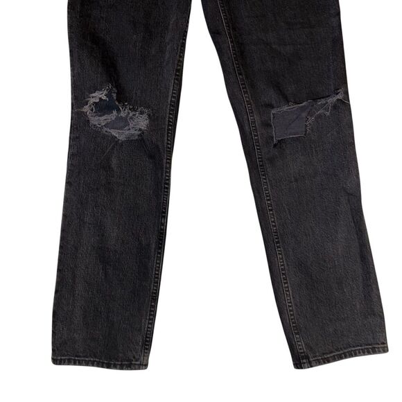 Abercrombie & Fitch The 90's Straight Ultra High Rise Distressed Denim Jean - Picture 6 of 7